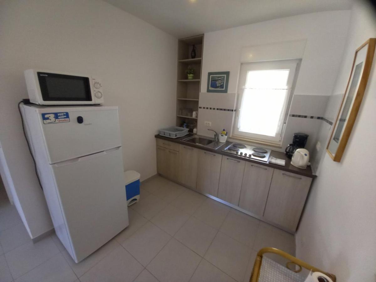 Apartment Ariela Ровинь Экстерьер фото